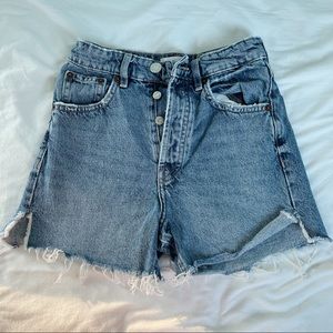 zara slit straight denim shorts